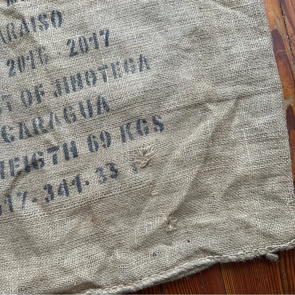 Royal J&W Family Coffee Nicaraguan jute bag 28x40